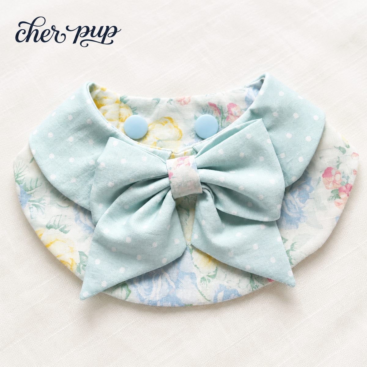 Bluebell Garden Bow Collar