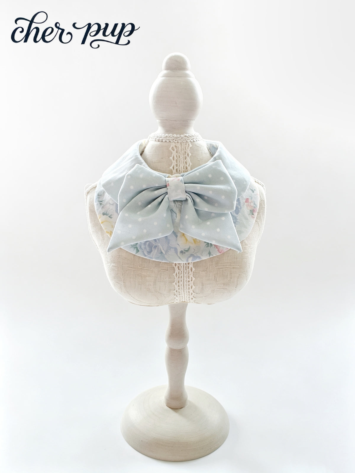 Bluebell Garden Bow Collar on mannequin - Cher Pup brand
